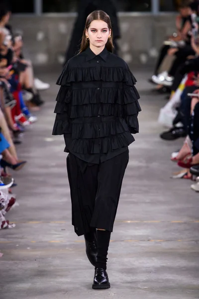 Look 26
